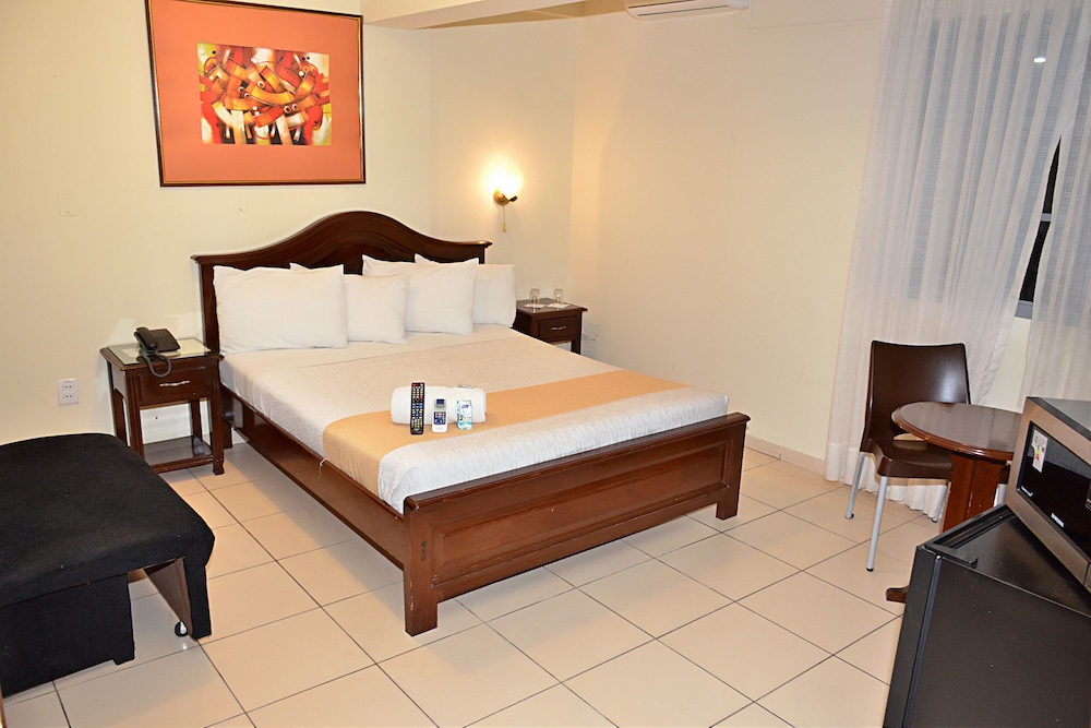 Photo - La Siesta Hotel