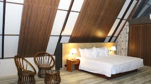 Premium bedding, minibar, in-room safe, blackout drapes