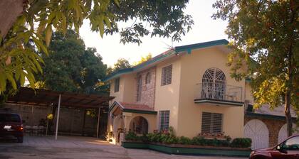 PC ENTREPRISES Guest House