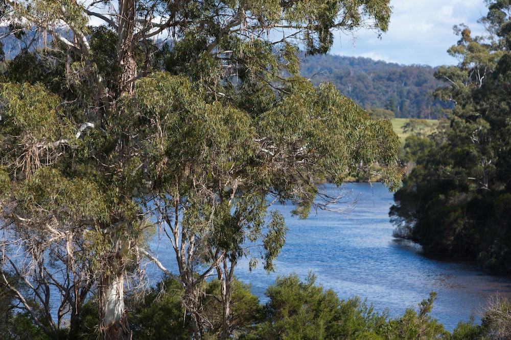 Gipsy Point Lodge