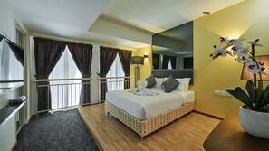 In-room safe, desk, blackout drapes, iron/ironing board
