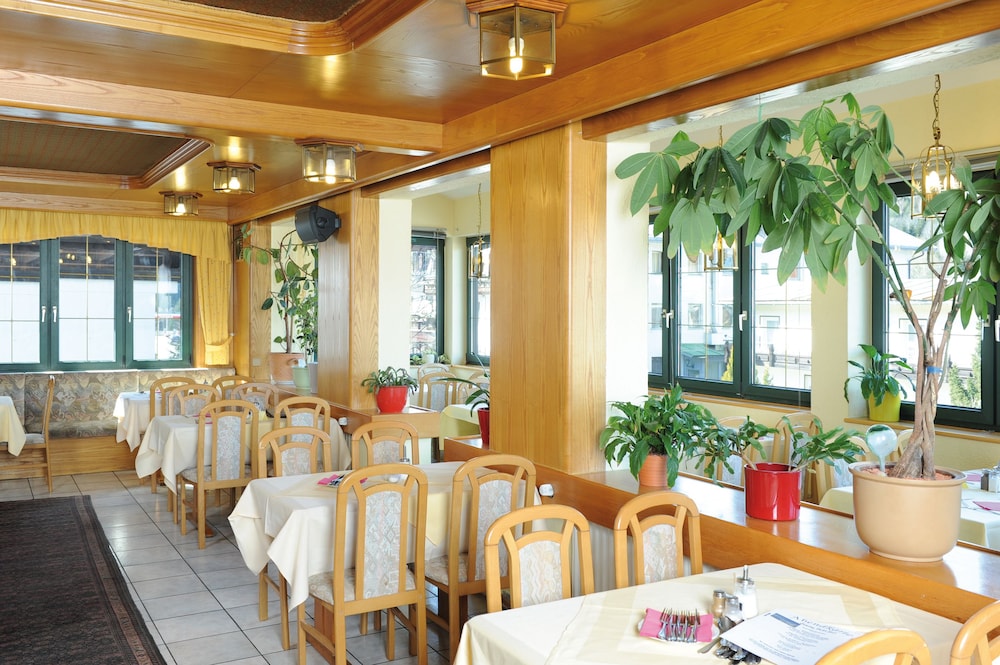 Hotel Restaurant Waldspitze Hotel Restaurant Waldspitze