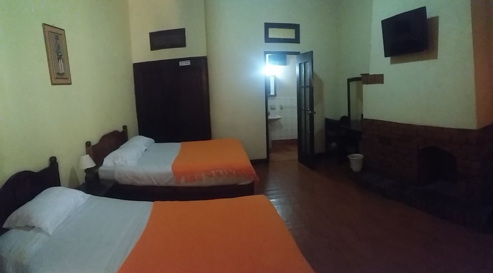Hotel Villa Real Plaza in Quetzaltenango, Guatemala