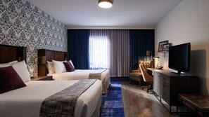 Hypo-allergenic bedding, in-room safe, desk, laptop workspace