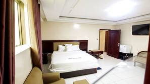 Articles gratuits dans le mini-bar, coffre-forts dans les chambres