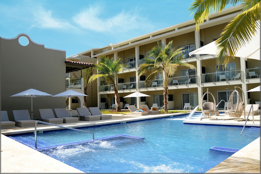 Pool, Catalonia Royal La Romana - All Inclusive - Adults Only