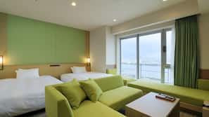 Free WiFi, linens