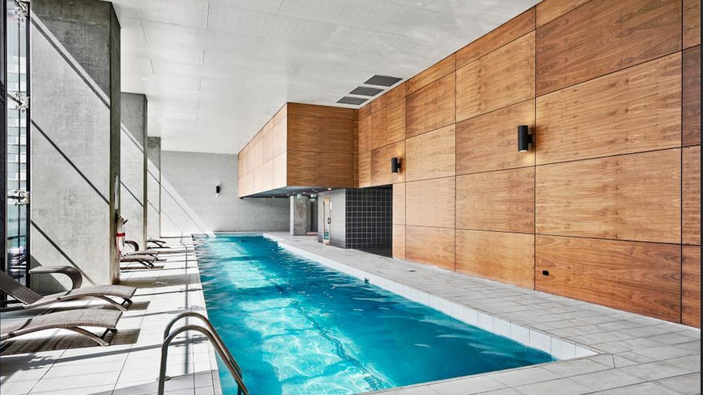 Upper West Side Apartments Melbourne Aus Best Price Guarantee Indoor Pool