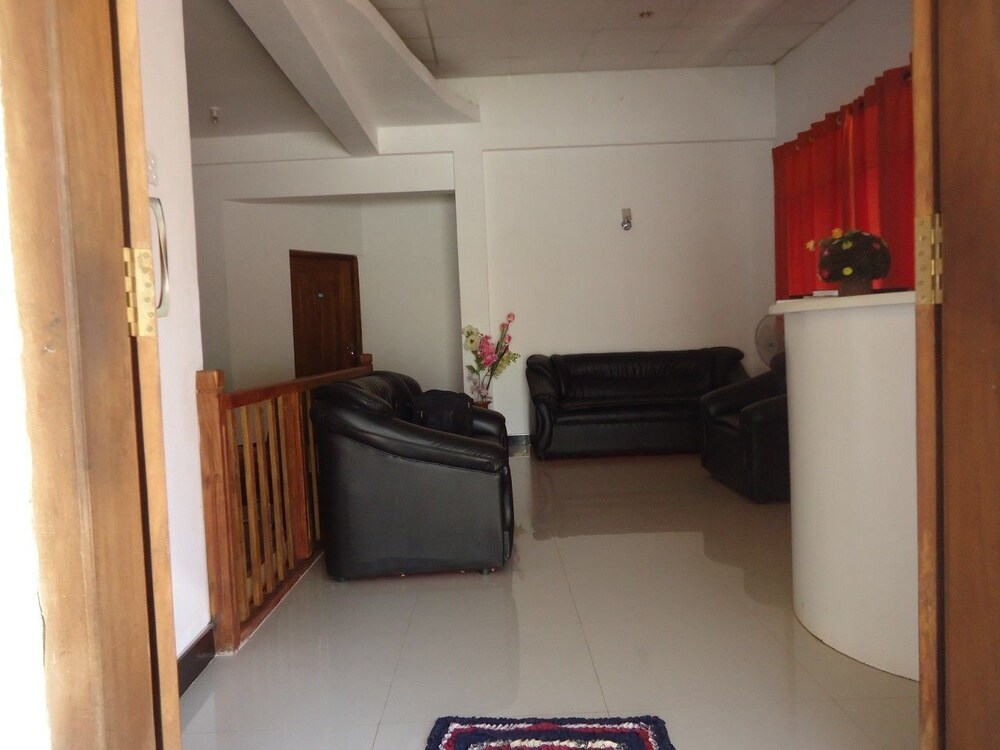 Tree House Holiday Home In Anuradhapura Cheap Hotel Deals