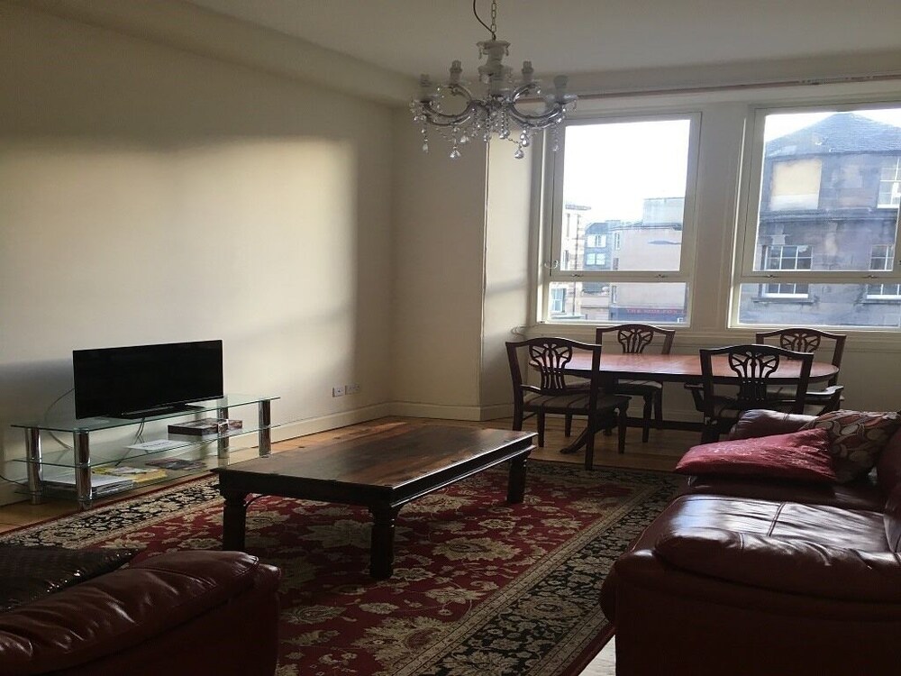 Menzies Apartment