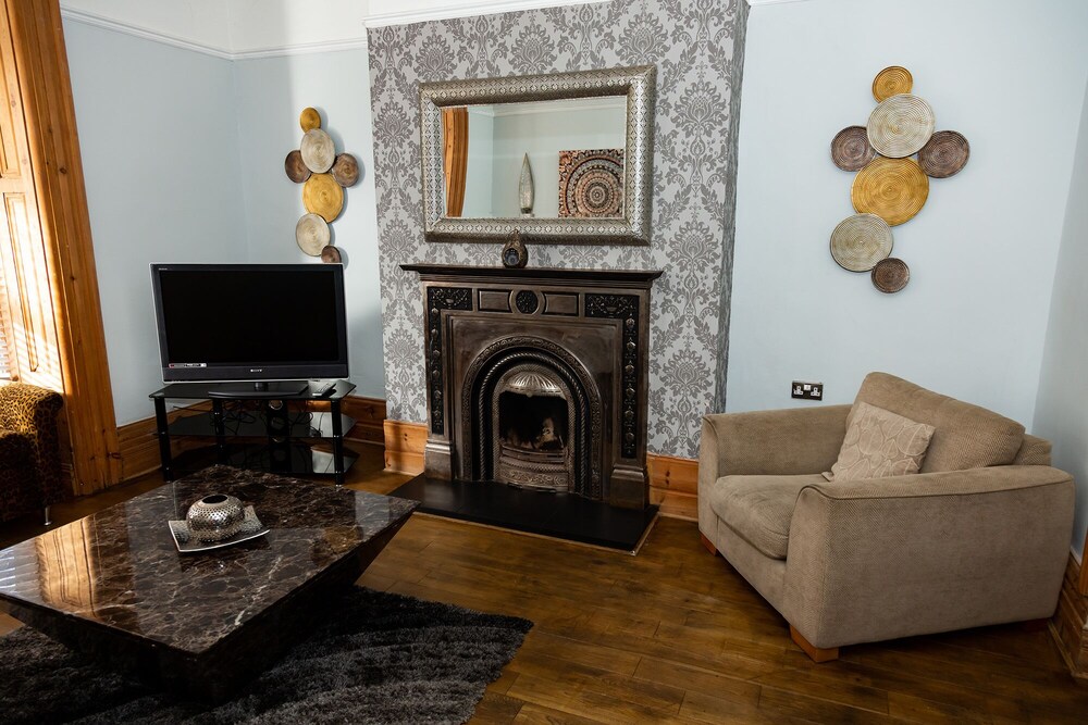 Alexander Apartments Baltic Court