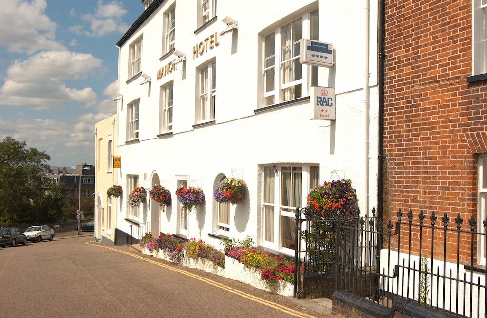 Manor Hotel