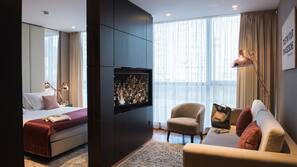 In-room safe, desk, blackout drapes, free WiFi