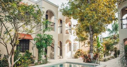 Casa Valladolid Boutique Hotel