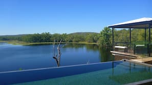 Outdoor pool, an infinity pool