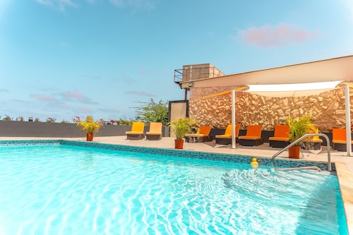 Curacao Vacations 2018 Package Save Up To 583 Expedia Curaçao Airport Hotel