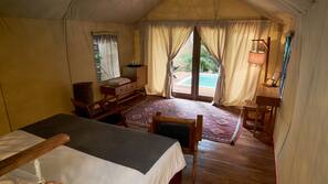 Premium bedding, minibar, in-room safe, desk