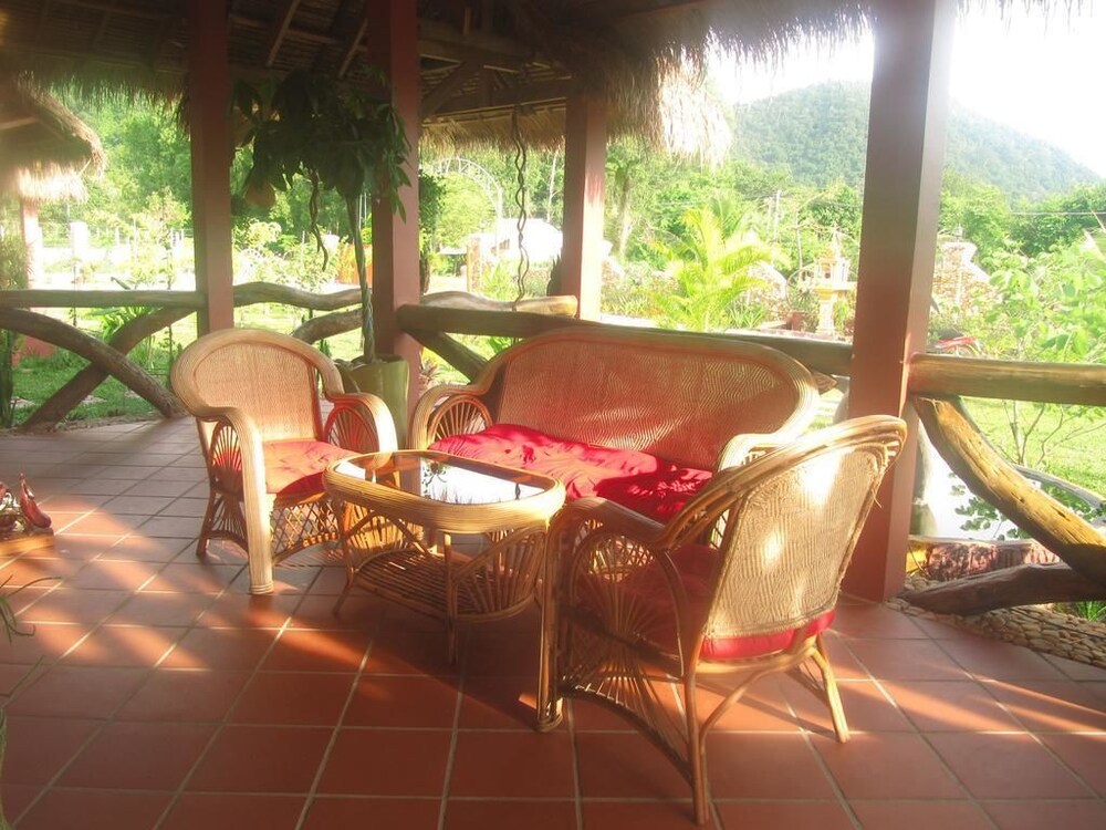 Darica Resort 2018 Room Prices Deals Reviews Expedia Garden View Featured Image Lobby Sitting Area
