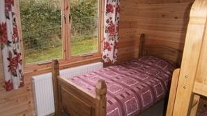 2 bedrooms, iron/ironing board, free cots/infant beds, rollaway beds
