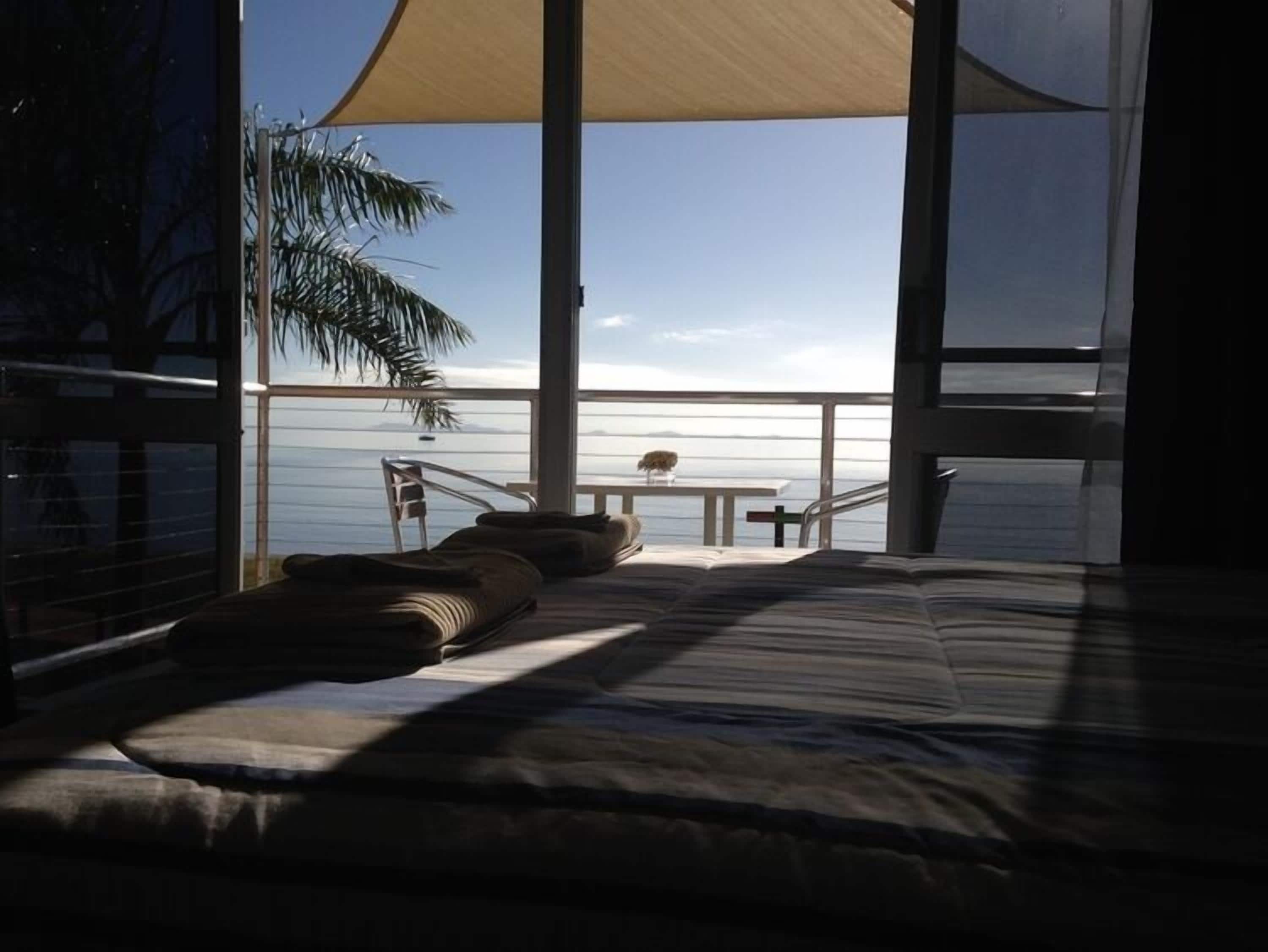 Cardwell Beachfront Motel