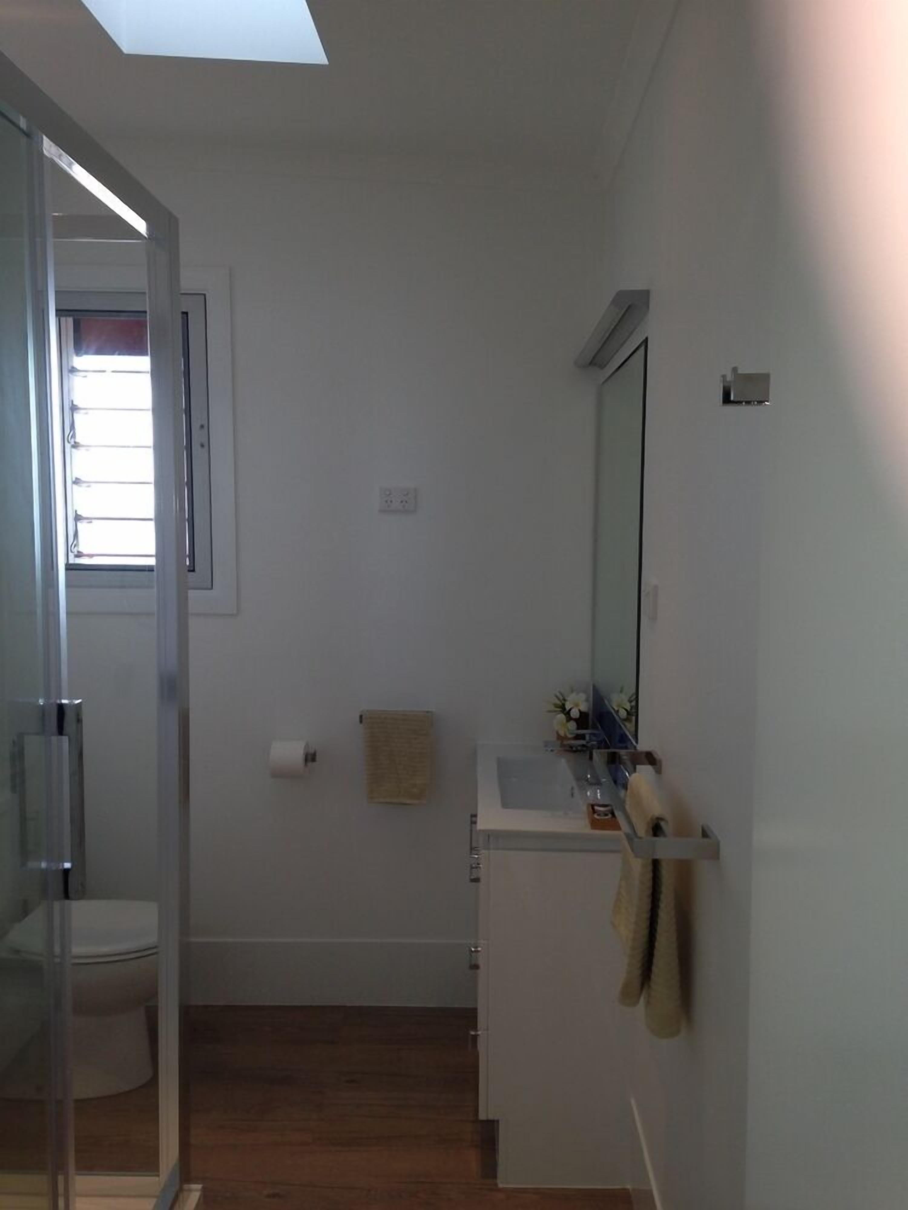 Cardwell Beachfront Motel