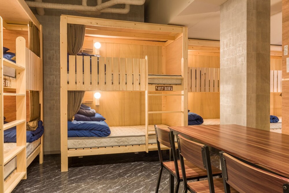 81 S Inn Nakasu Hostel In Fukuoka Best Rates Deals On Orbitz