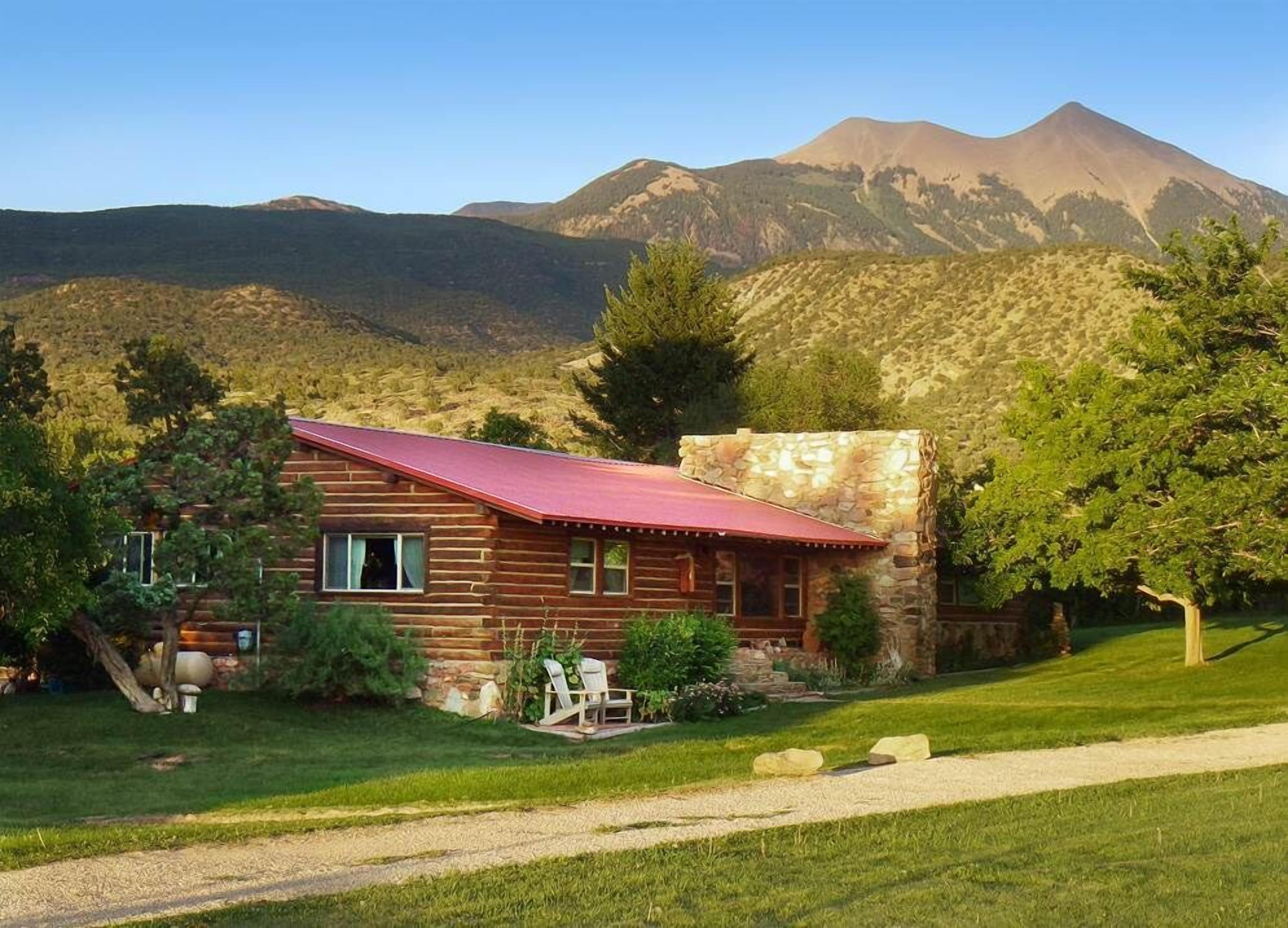 Pack Creek ~ Ranch House 3 Bedroom Cabin in Moab, United States