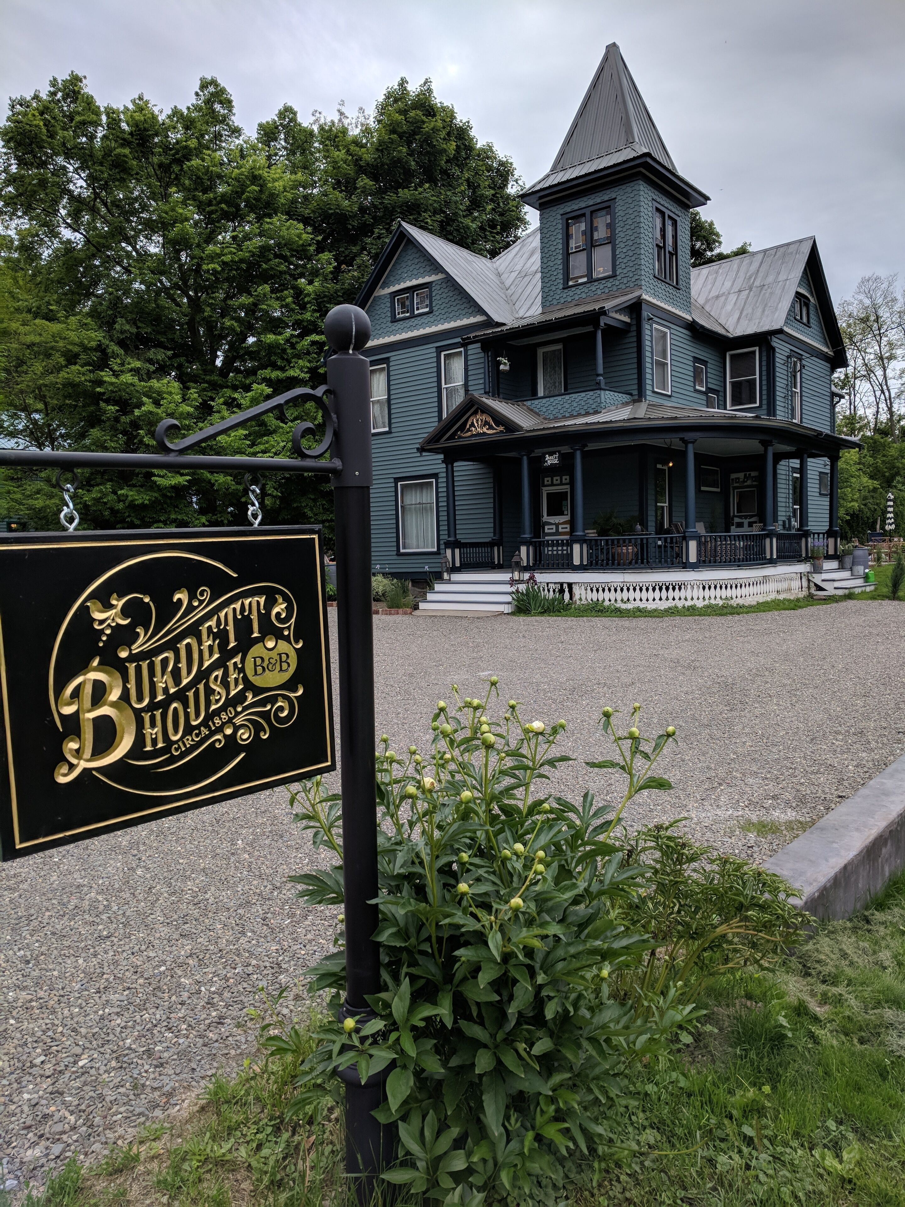 Burdett House Bed \u0026 Breakfast in 
