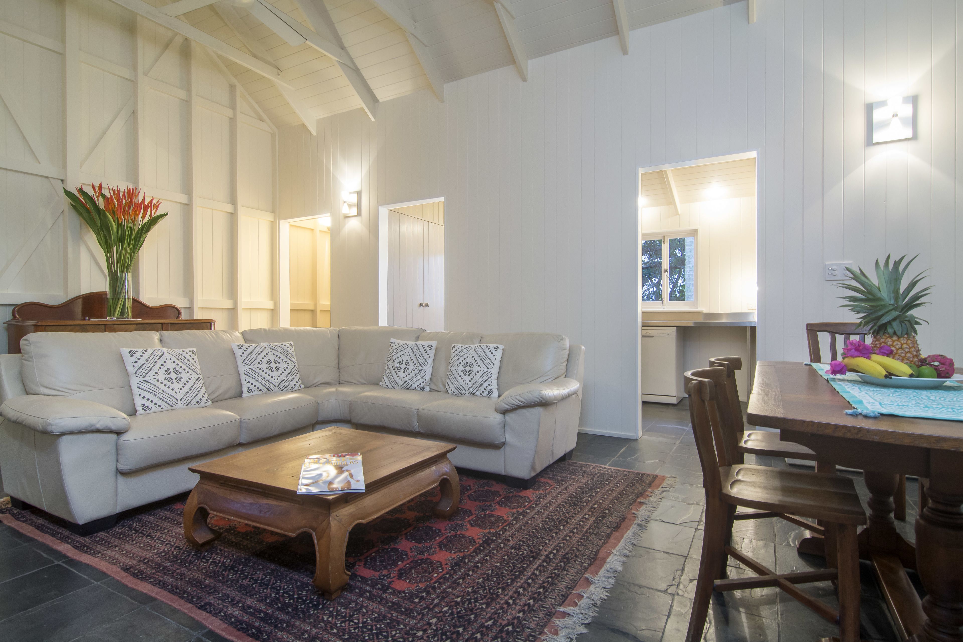 Port Douglas Cottage and Lodge