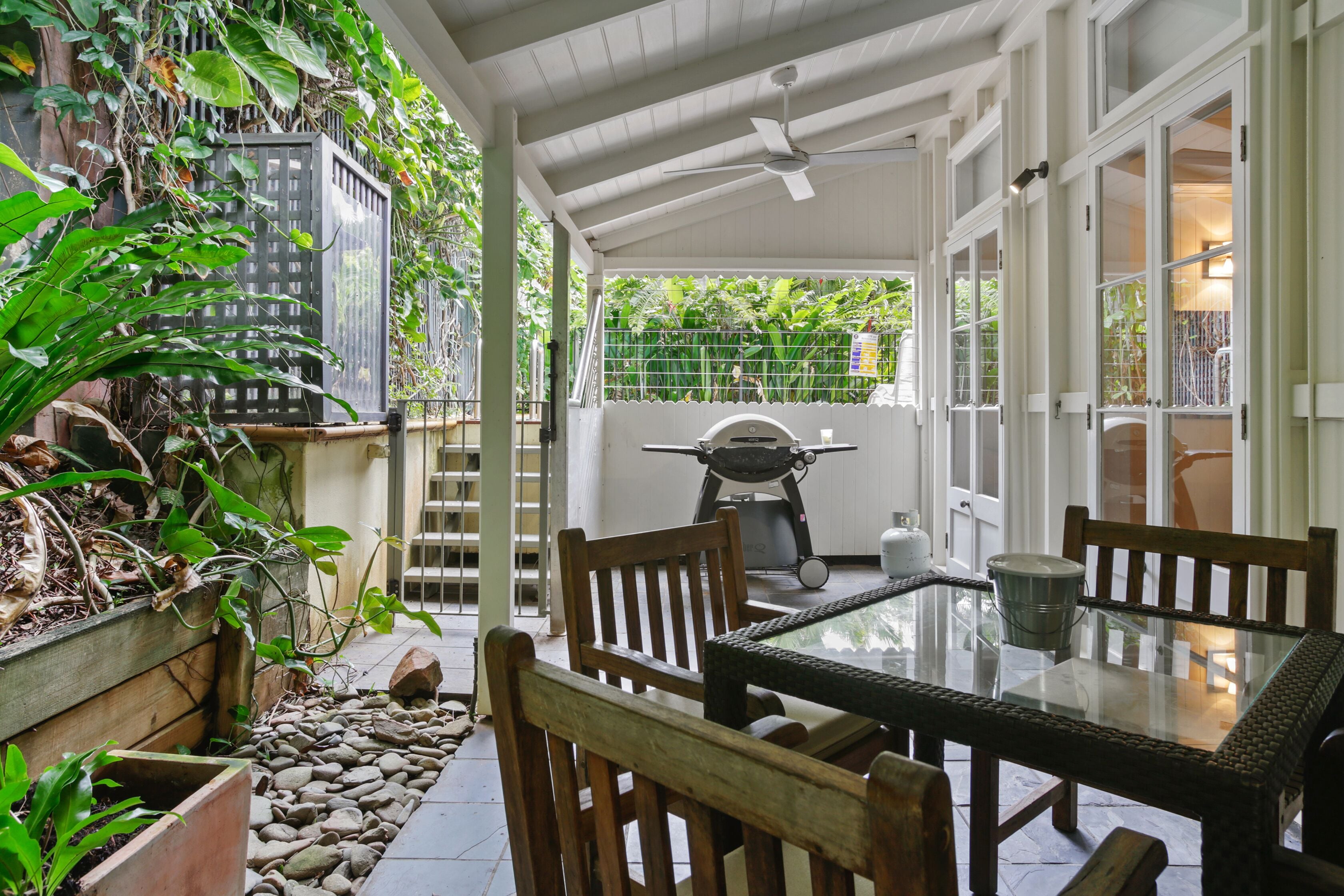 Port Douglas Cottage and Lodge