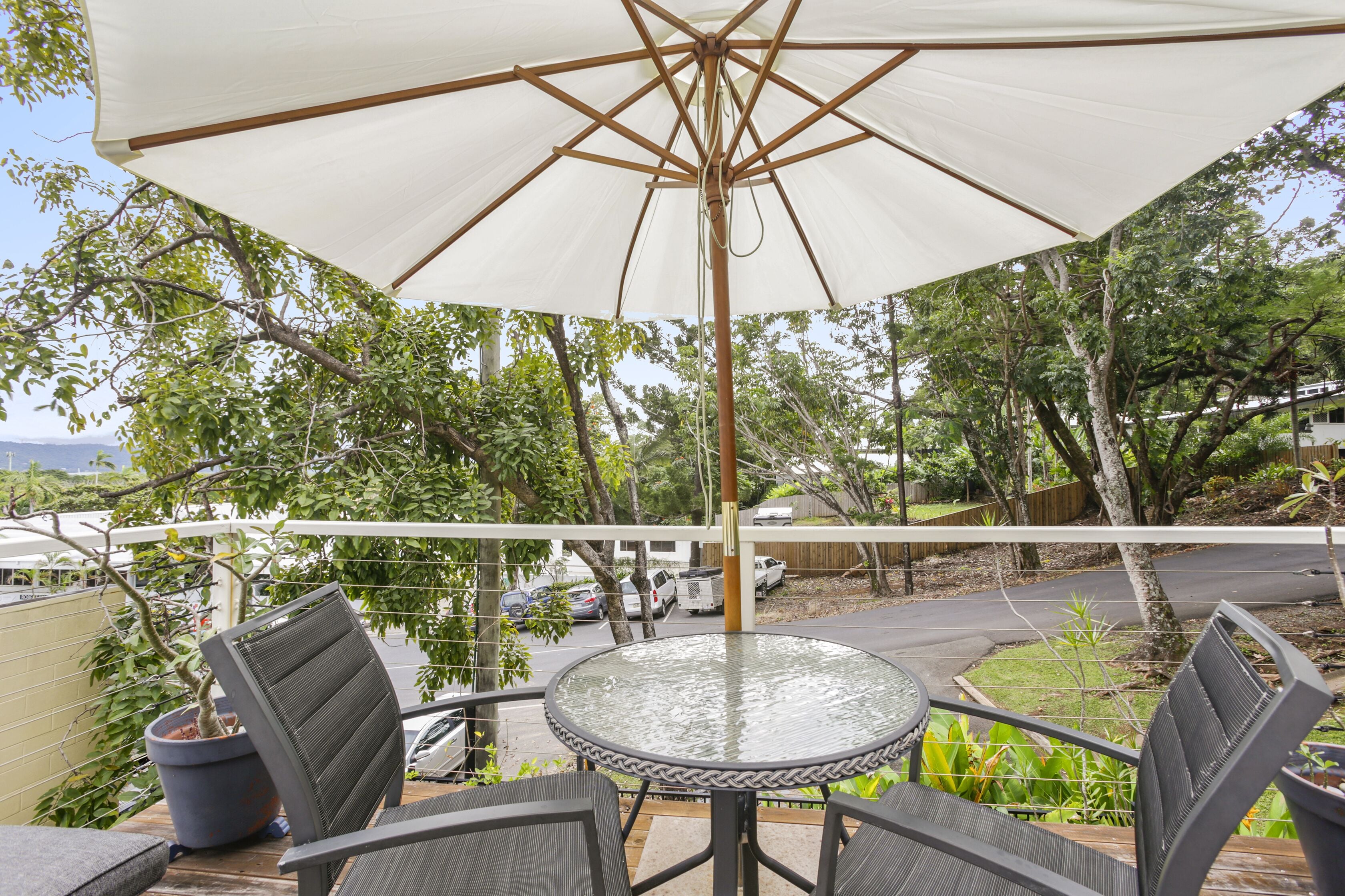 Port Douglas Cottage and Lodge