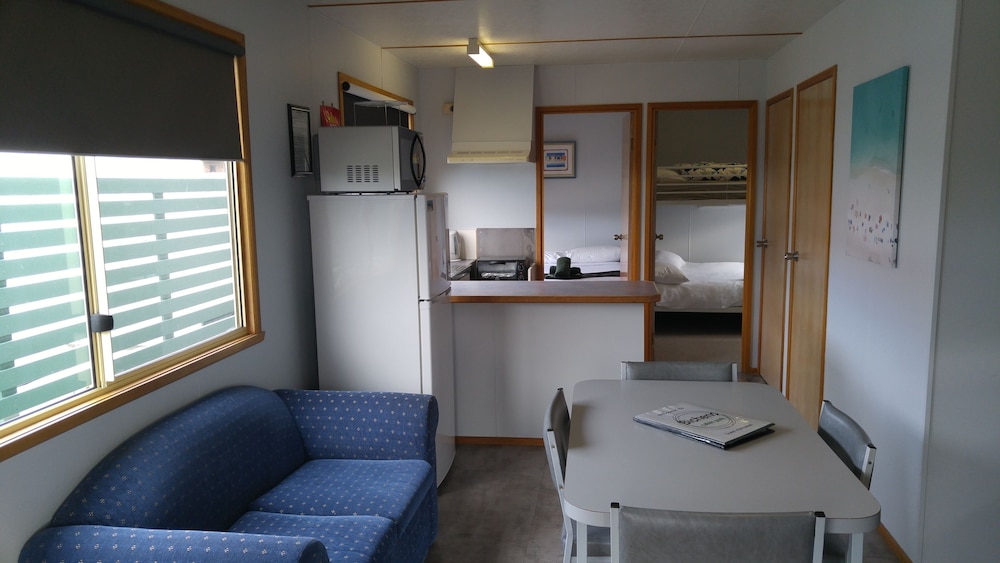 Bicheno Cabin Park