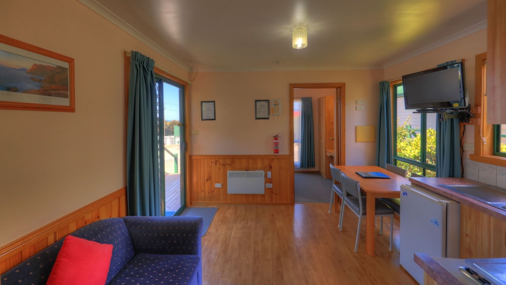 Bicheno Cabin Park