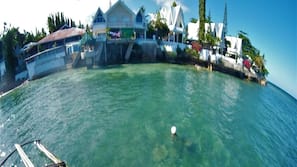 Seasonal outdoor pool, free pool cabanas, pool loungers
