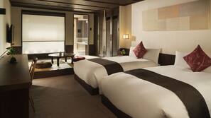 20 bedrooms, premium bedding, down comforters, Tempur-Pedic beds