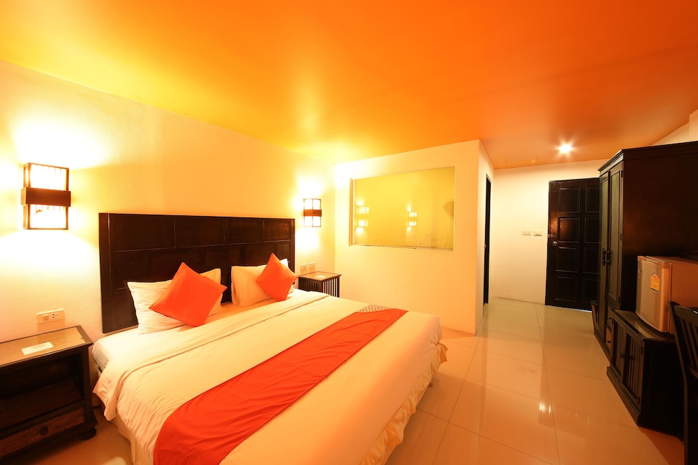 Patong Station House