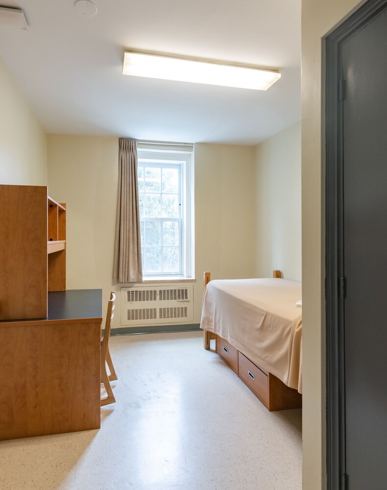 Dalhousie University Deals & Reviews (Halifax, CAN) Wotif