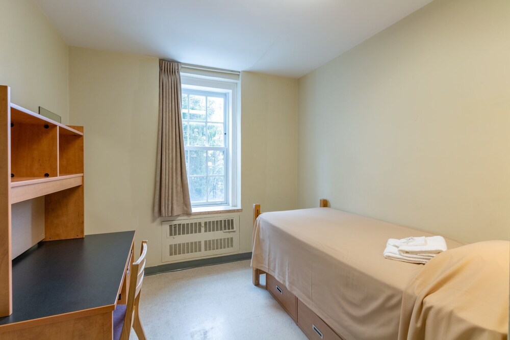 Dalhousie University Deals & Reviews (Halifax, CAN) Wotif