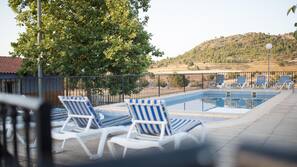Seasonal outdoor pool, sun loungers