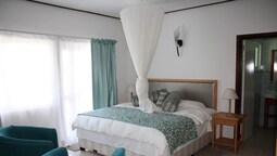 Moonlight Beach Villa In La Digue Seychelles Expedia