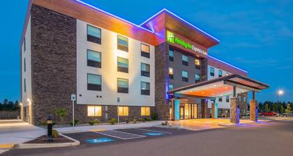 Holiday Inn Express & Suites Camas - Vancouver, an IHG Hotel