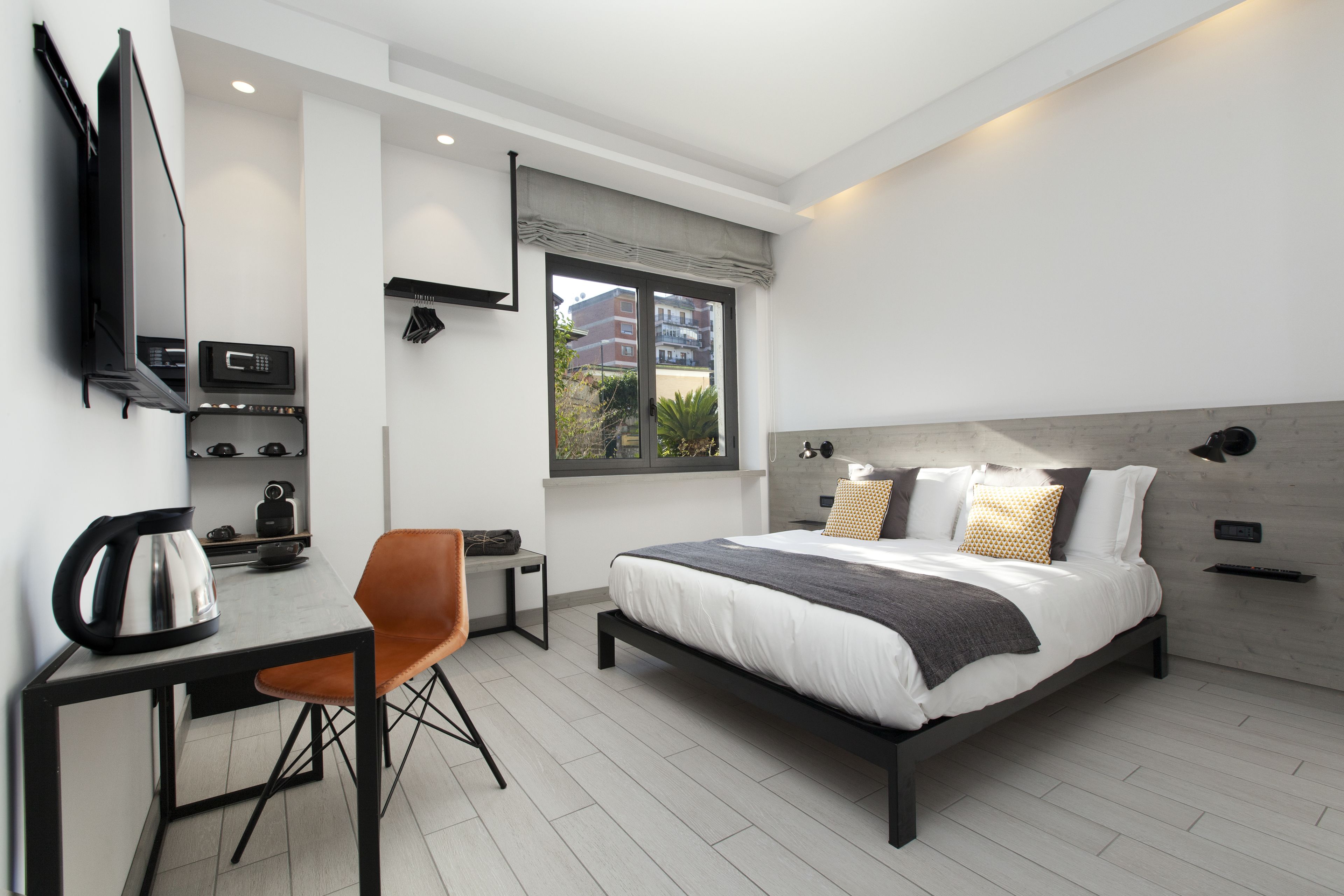 La Ferrovia Guest House in Sorrento, Italy