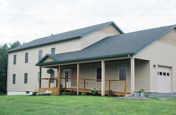 Maple Rock Bed & Breakfast