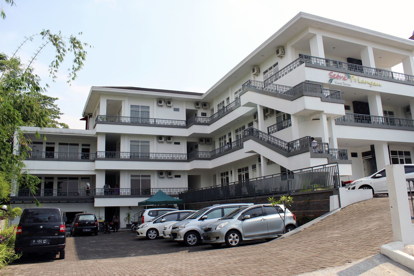 Ruangnyaman At The Springlake Summarecon Bekasi 2021 Room Prices Deals Reviews Expedia Com