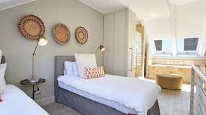 2 bedrooms, premium bedding, in-room safe, iron/ironing board
