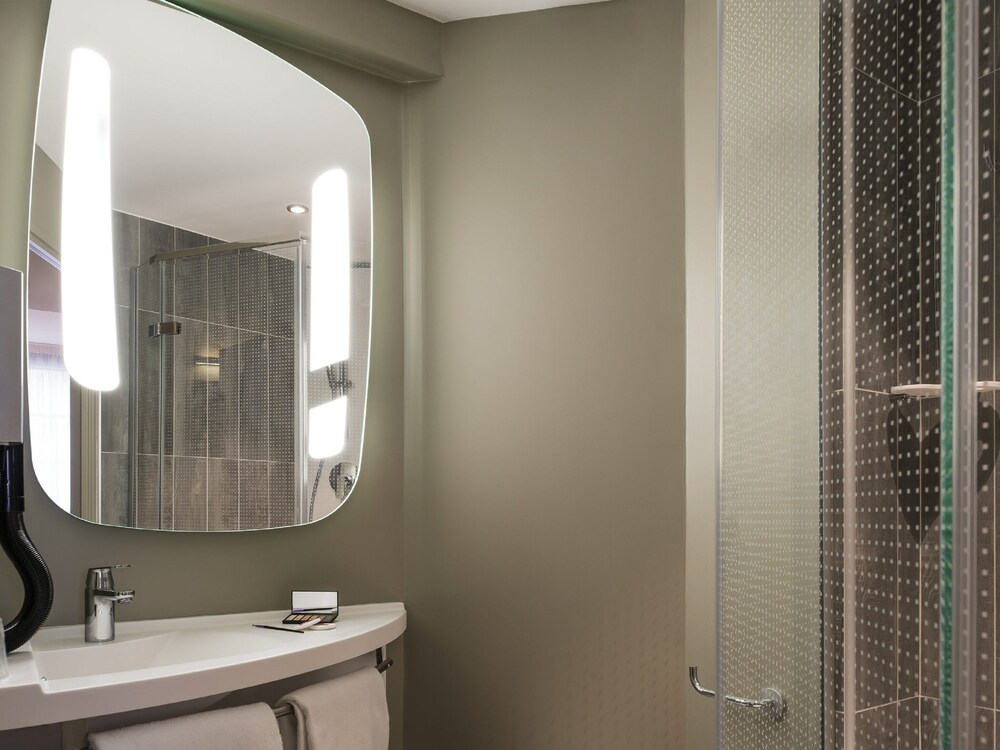 ibis Saint Germain en Laye Centre Deals & Reviews (Saint ...