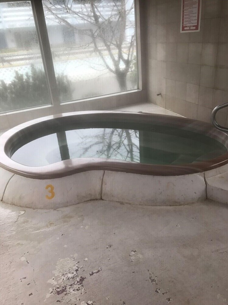 Indoor spa tub, Travelodge by Wyndham Florence