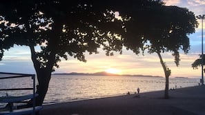 ใกล้ชายหาด