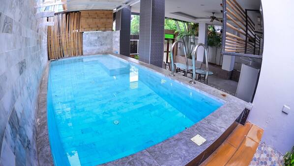 รูปเด่น