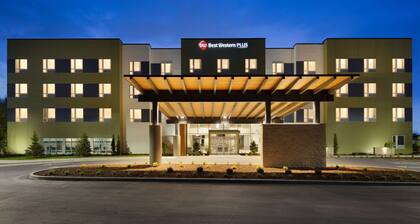 Best Western Plus Peppertree Nampa Civic Center Inn